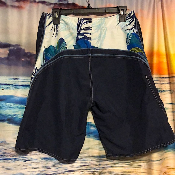 🏄‍♂️ O’Neill Boardshorts Sz 33 - Picture 3 of 10